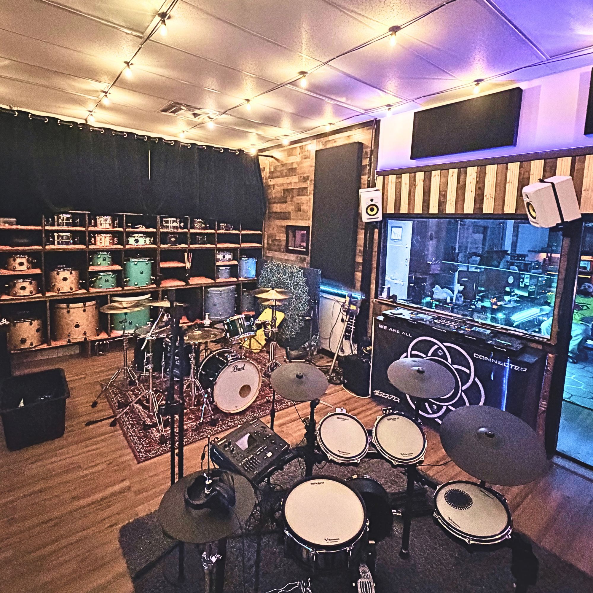 Live Room 3